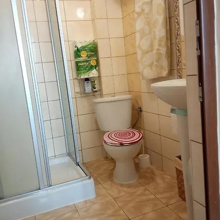 شقة Amadeys-5 *